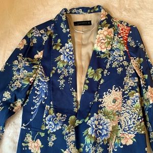 Feminine evening jack from Zara